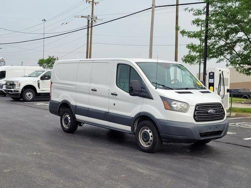 2018 Ford Transit-250 Base