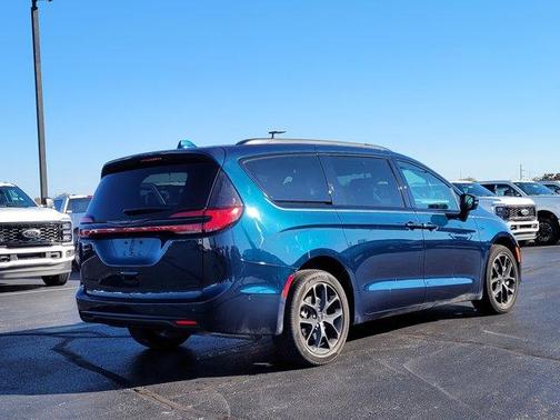 2022 Chrysler Pacifica Limited