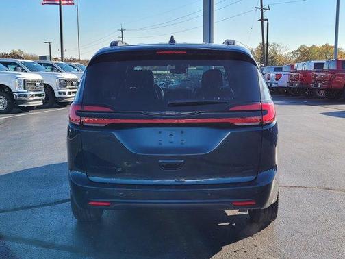 2022 Chrysler Pacifica Limited