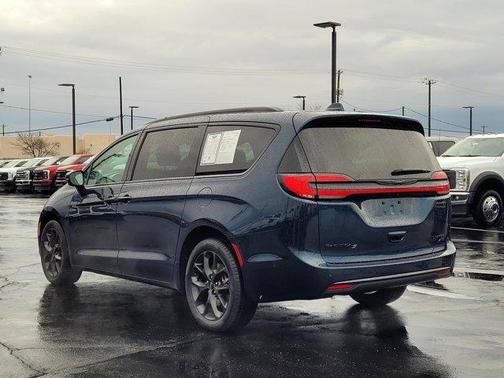 2022 Chrysler Pacifica Limited