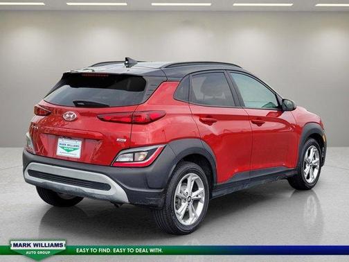 2022 Hyundai KONA SEL
