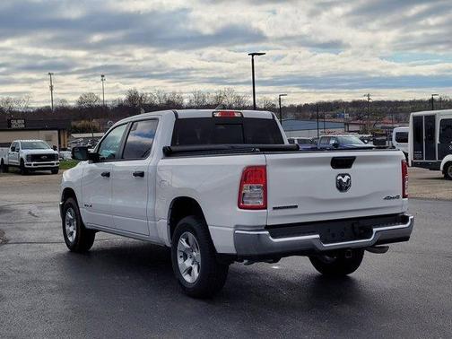 Bright White Clearcoat 2023 RAM 1500 Big Horn
