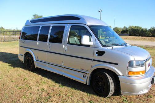 2019 GMC Savana 2500 Work Van