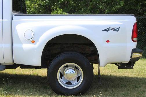 2002 Ford F-350 XLT Crew Cab Super Duty