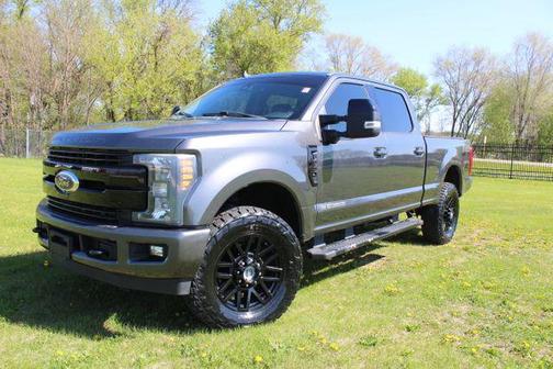 Gray 2019 Ford F-250 Lariat