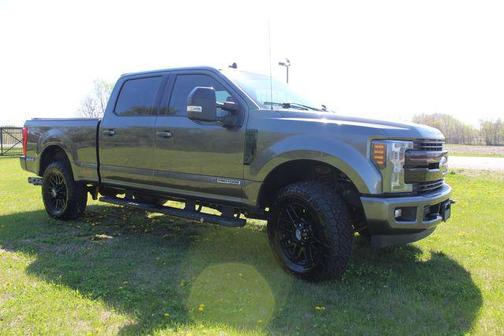 Gray 2019 Ford F-250 Lariat