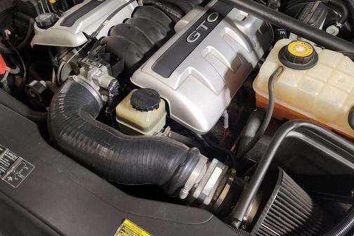 2004 Pontiac GTO Base