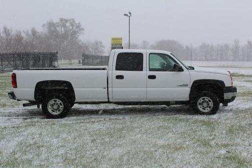 2007 Chevrolet Silverado 2500 H/D Crew Cab Classic
