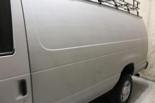 2007 Ford E350 Super Duty Base