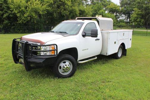 White 2011 Chevrolet Silverado 3500 H/D