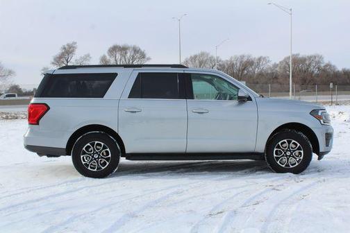 2024 Ford Expedition Max XLT
