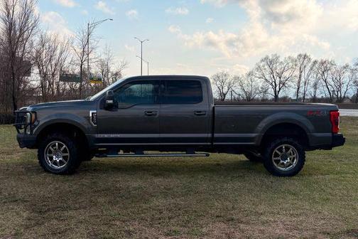 2017 Ford F-350 Lariat
