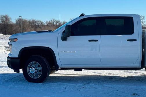 2025 Chevrolet Silverado 3500 WT