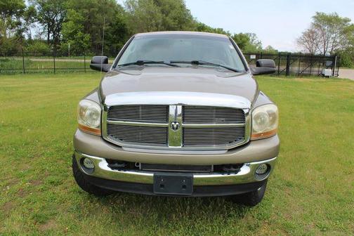 Tan 2006 Dodge Ram 3500 SLT