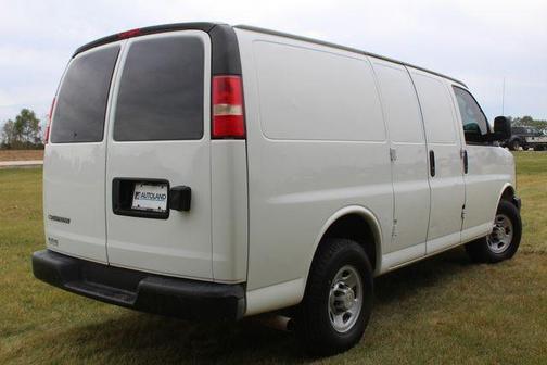 2009 Chevrolet Express 2500 Base