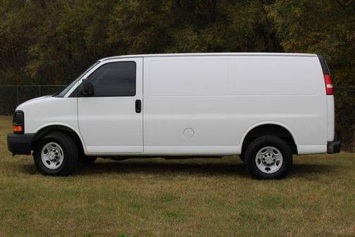 2009 Chevrolet Express 2500 Base
