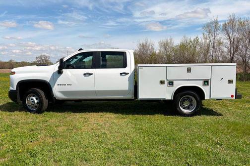 Summit White 2025 Chevrolet Silverado 3500 WT