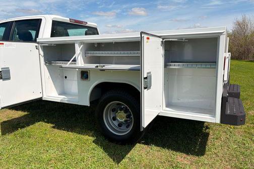 Summit White 2025 Chevrolet Silverado 3500 WT