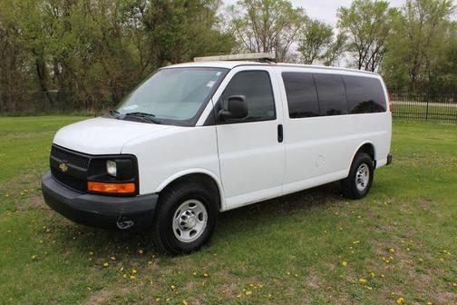 2015 Chevrolet Express 2500 LS