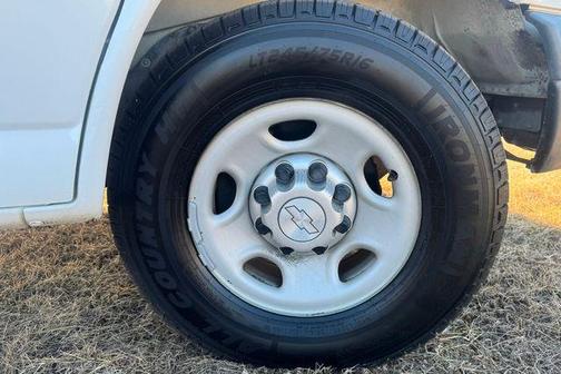 2015 Chevrolet Express 2500 LS
