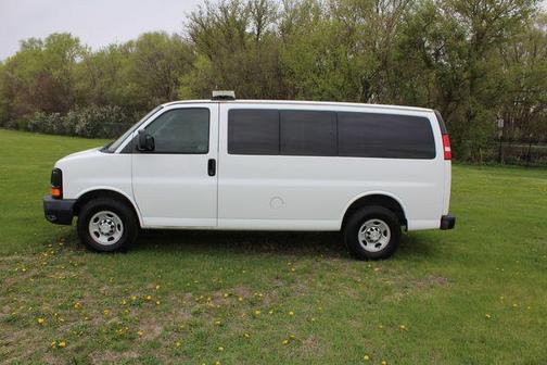 2015 Chevrolet Express 2500 LS