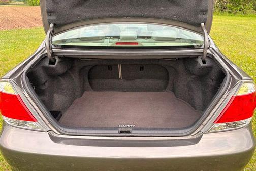 Phantom Gray Pearl 2006 Toyota Camry LE
