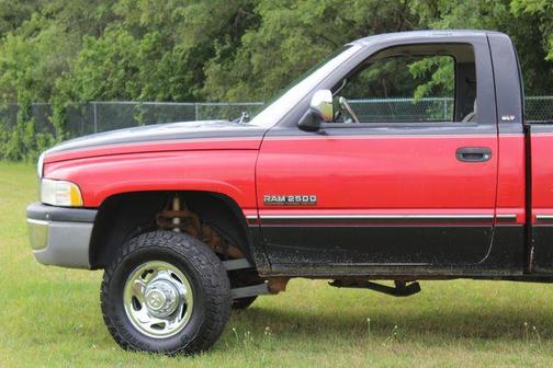 1995 Dodge Ram 2500 LT