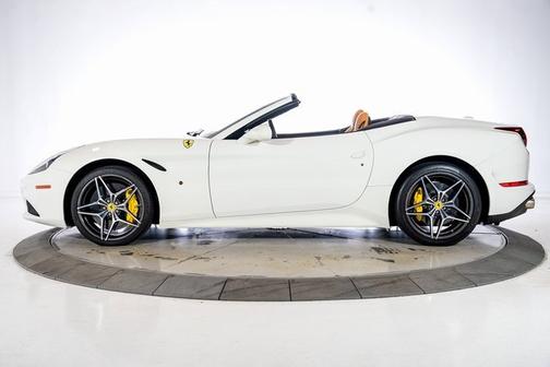 2017 Ferrari California T