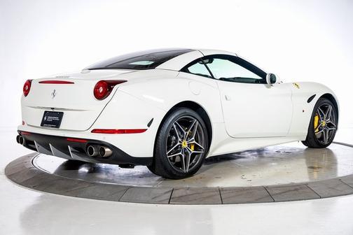 2017 Ferrari California T