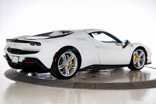 2024 Ferrari 296 GTS