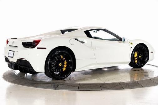 2019 Ferrari 488 Spider 