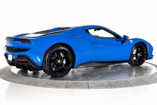 2025 Ferrari 296 GTS 