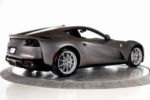 2018 Ferrari 812 Superfast 