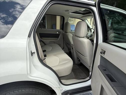 2010 Mercury Mariner I4 4dr SUV