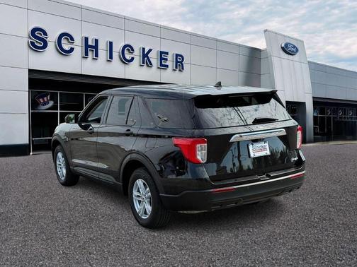 2023 Ford Explorer Base