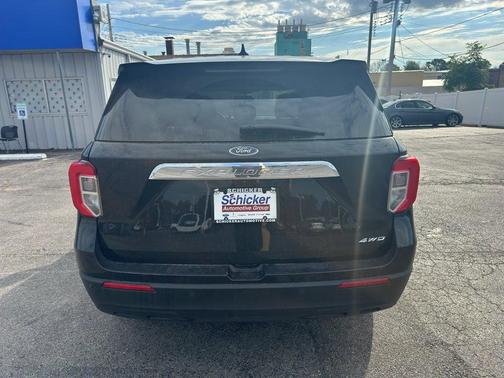 2023 Ford Explorer Base