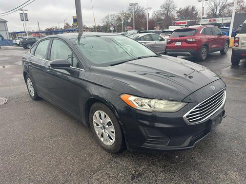 2019 Ford Fusion S