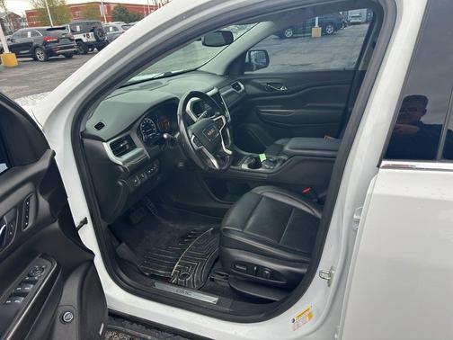 2021 GMC Acadia AWD SLT