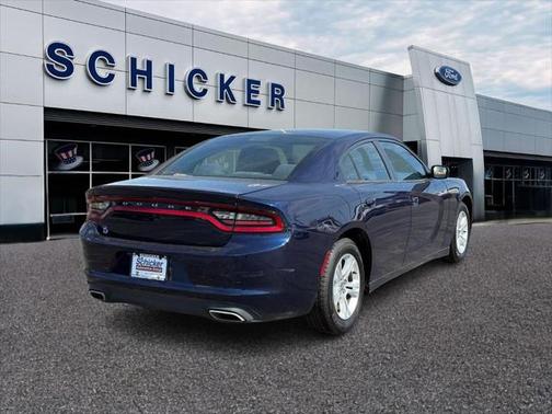 2017 Dodge Charger SE