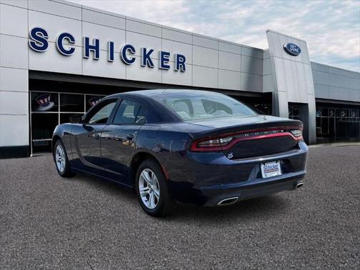 2017 Dodge Charger SE