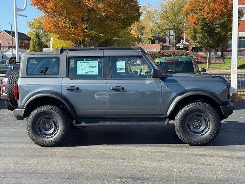 2025 Ford Bronco Base