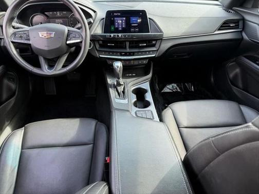 2022 Cadillac CT4 Premium Luxury