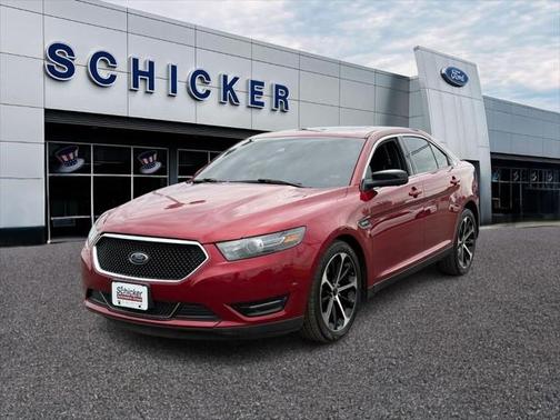 2016 Ford Taurus SHO