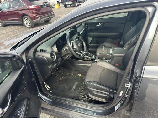 2020 Kia Forte GT-Line