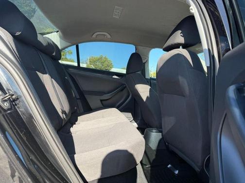 2011 Volkswagen Jetta S