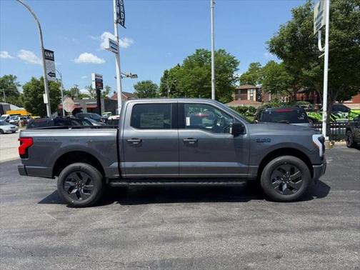 2025 Ford F-150 Lightning Flash