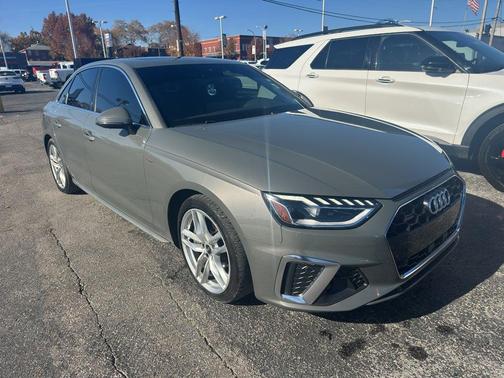 2023 Audi A4 45 S line Premium Plus