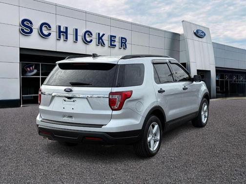 2018 Ford Explorer Base
