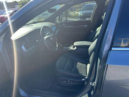 2020 Cadillac XT6 Premium Luxury FWD