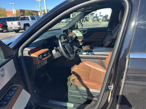 2022 Lincoln Aviator Reserve AWD